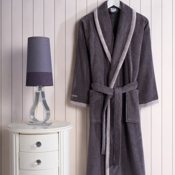 REMY GREY Robdishan