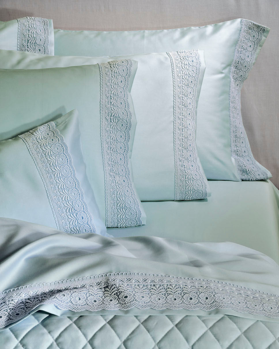 Set Carcafi Dopio me Dantellë ngjyrë Bojëqielli