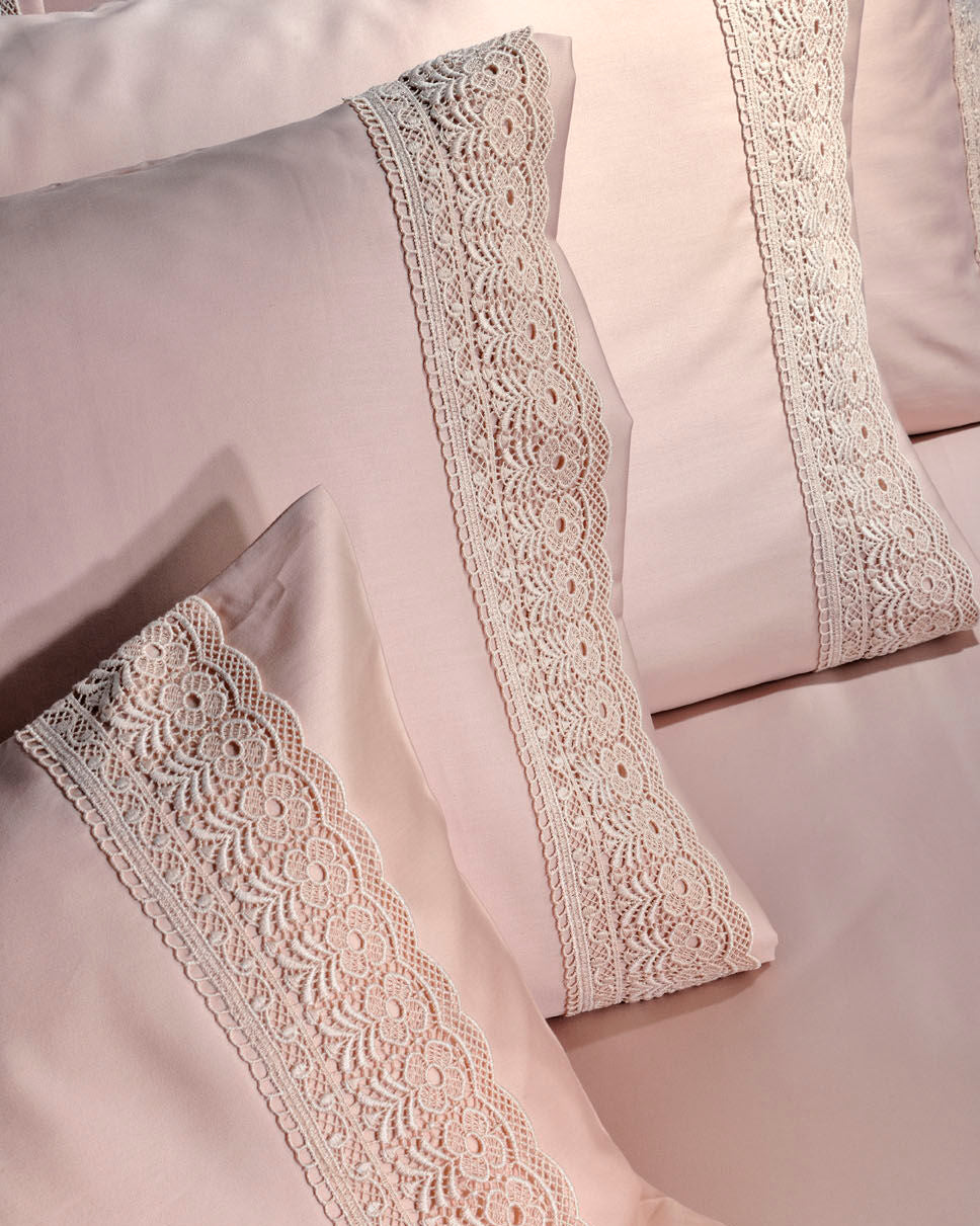 Set Carcafi Dopio me Dantellë ngjyrë rozë