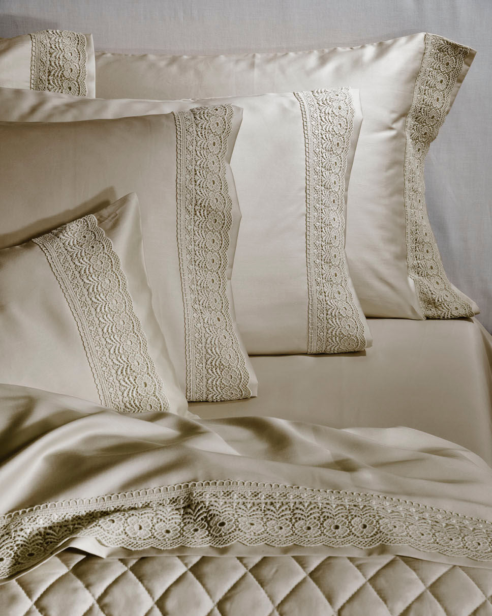 Set Carcafi Dopio me Dantellë ngjyrë Gri