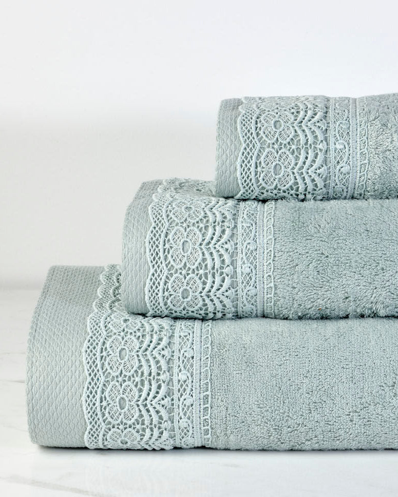 Set Peshqiri me Dantellë ngjyrë bojëqielli