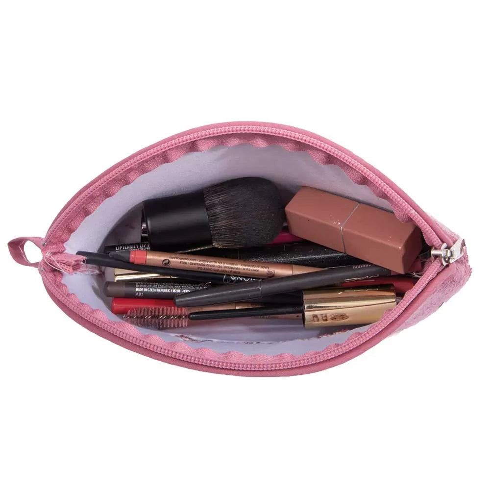 Çantë praktike prej materiali peshqiri në ngjyrë rozë e errët, me zinxhir