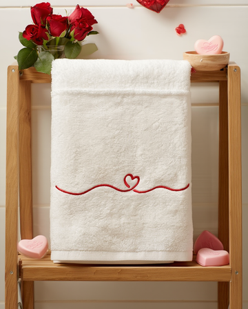 Peshqir Fytyre me Qëndisje Dekorative