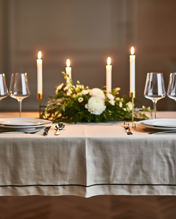 Mbulesë Tavoline Lino me Qëndisje Dekorative Jeshile