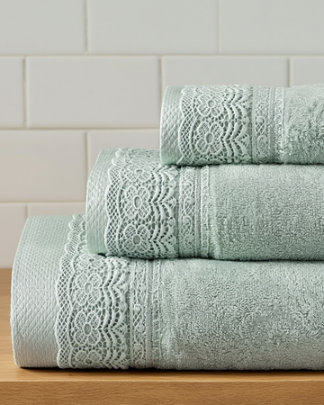 Set Peshqiri me Dantellë ngjyrë bojëqielli