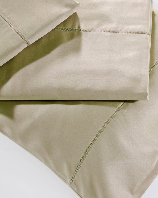 Set Carcafi Tek me Qëndisje anësore – 100% pambuk sateen