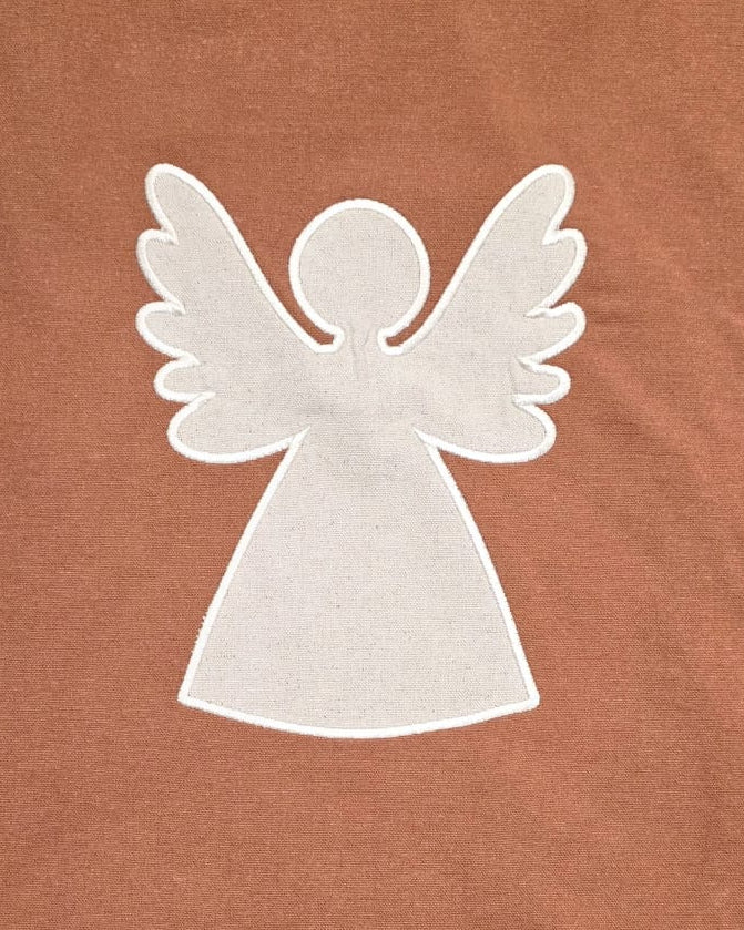 Jastëk dekorativ festiv me qëndisje dhe kordon