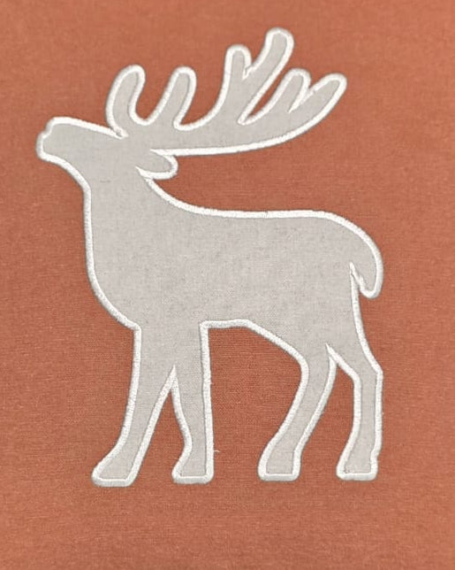 Jastëk dekorativ festiv me qëndisje dhe kordon