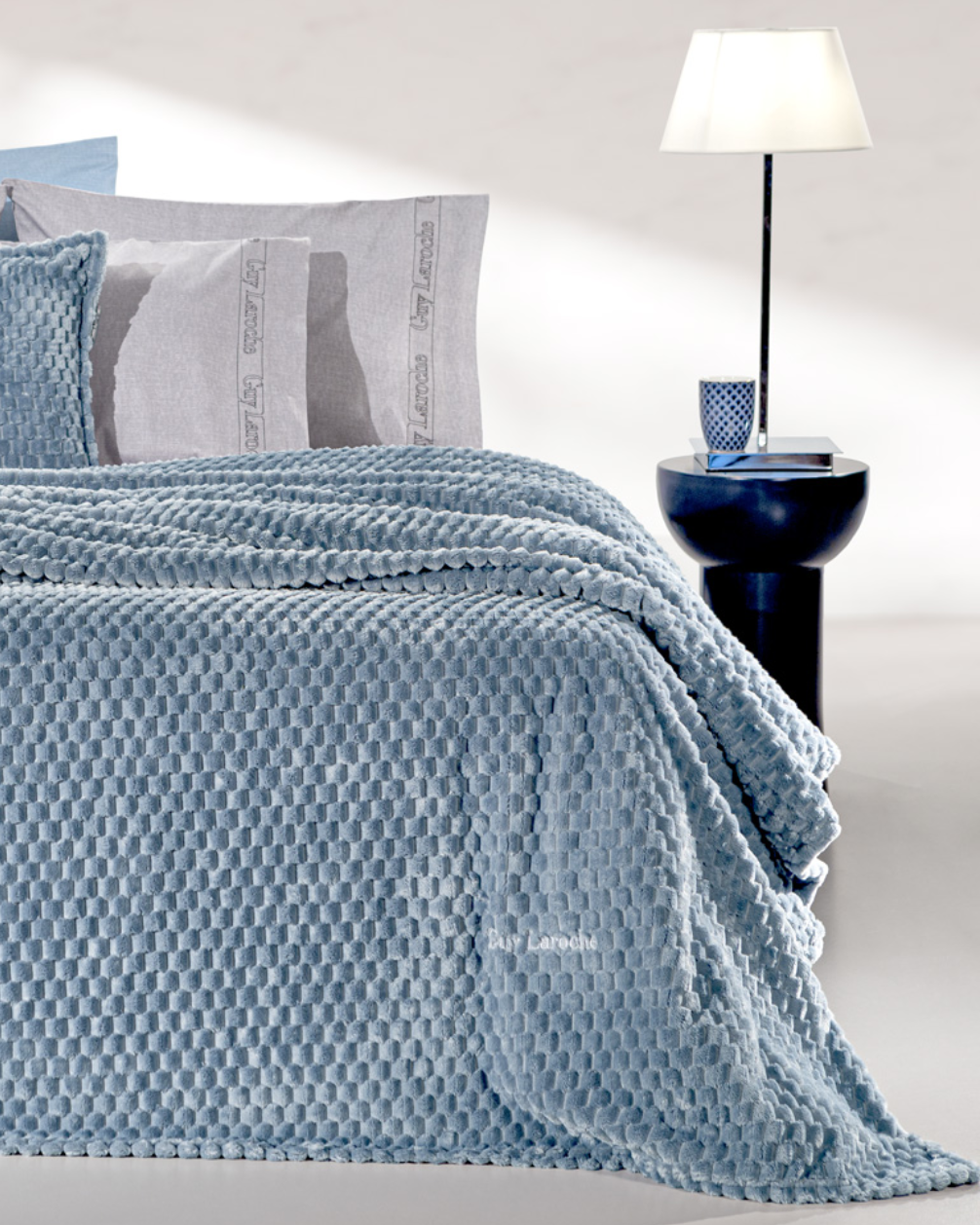 Batanije Fleece Smoothie me Jastëk Dekorativ