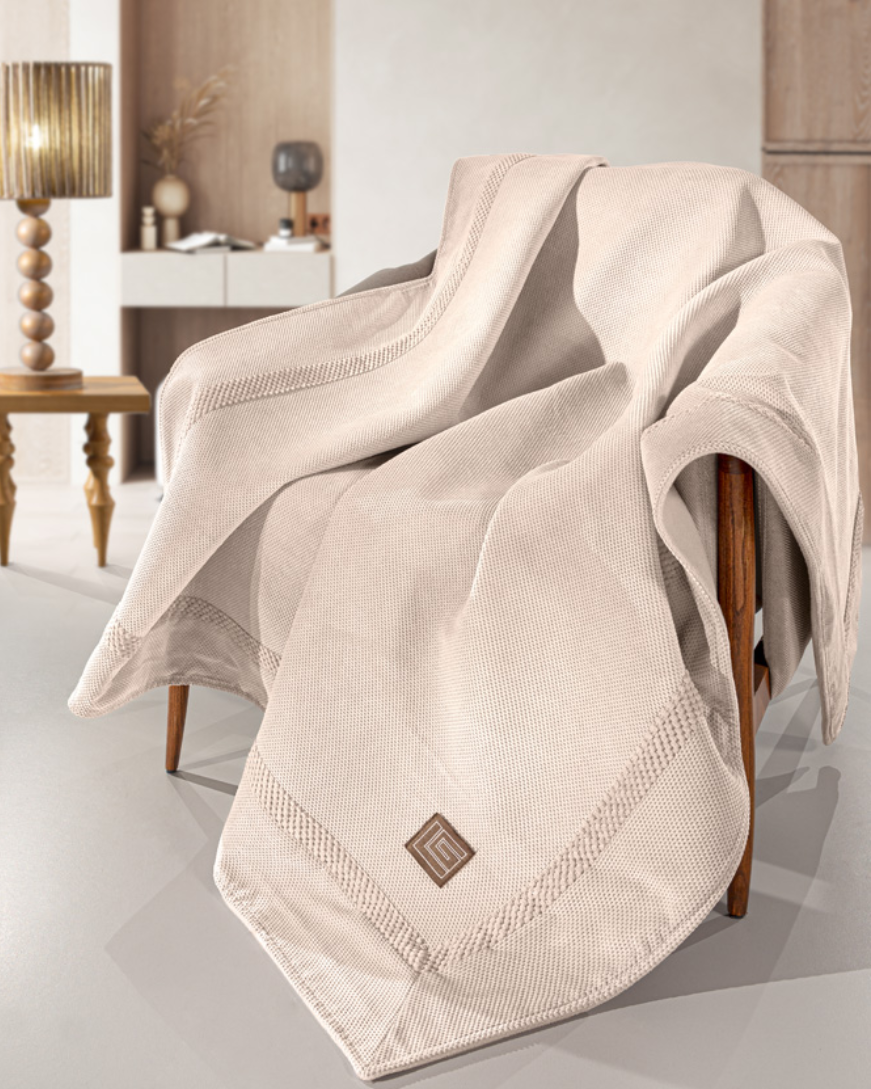 Mbulesë Divani Rubicon – Rezistente ndaj Ujit dhe Njollave