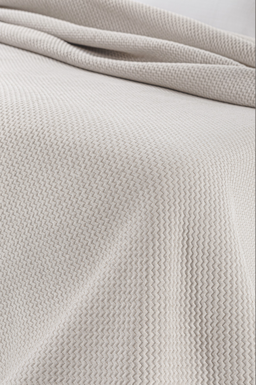 Mbulesë Krevati Jacquard Slalom