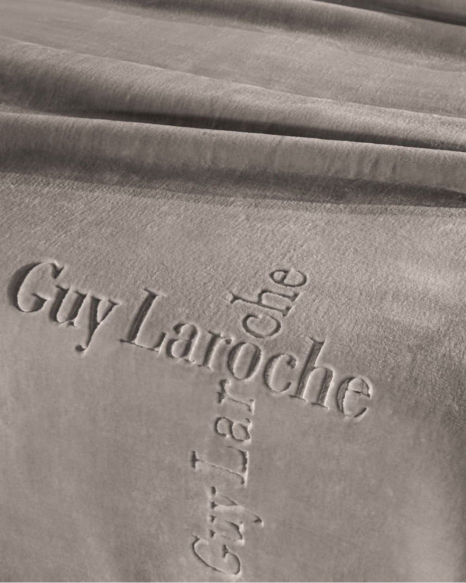 Batanije Logo Velur Guy Laroche Paris