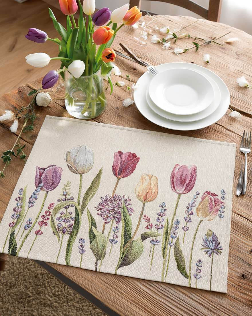 Shtresë Tavoline me Motive Tulipanësh