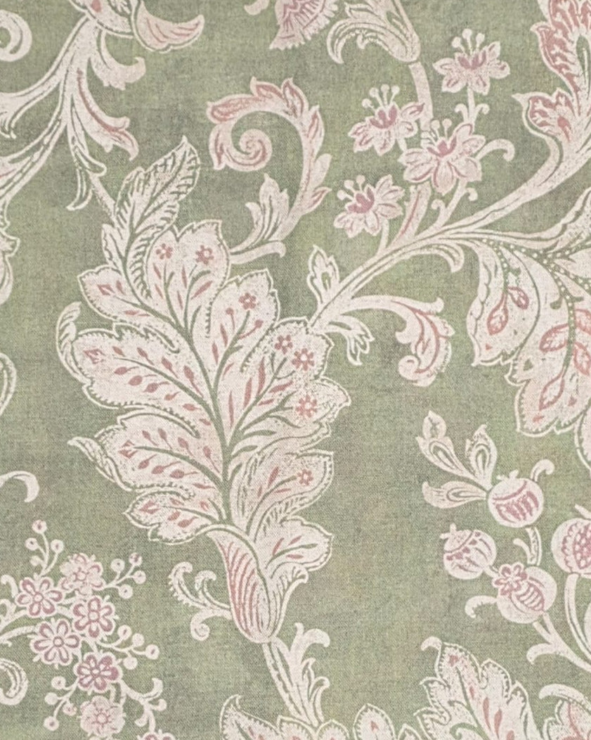 Mbulese tavoline klasik floral në nuanca jeshile