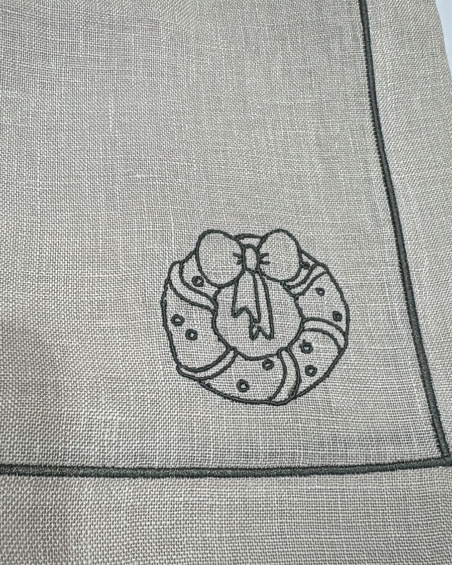 Pecetë Tavoline Lino me qëndisje