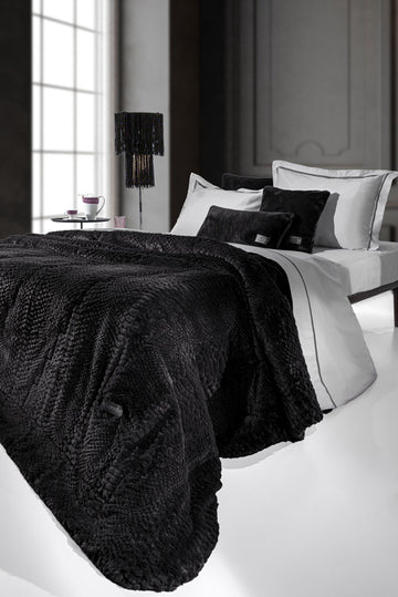 Batanije CRUSTY Black 220x240 + Jastëk Dekorativ, GL