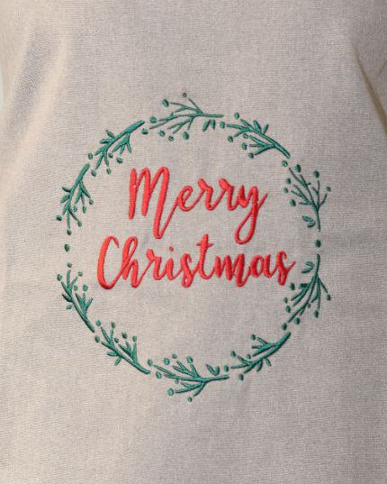 Përparëse kuzhine me qëndisje festive