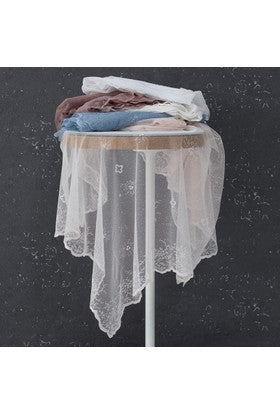 ANCOLIE Mbulesë Tavoline