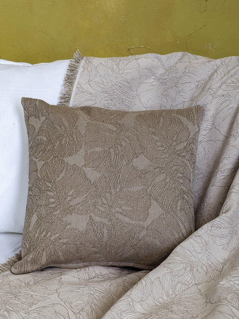 Avant Garde Taupe
