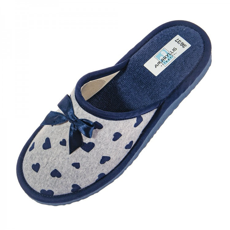 Shapka BLUE HEART 71111-50